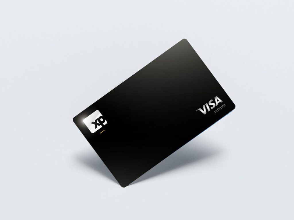 Cartão de Crédito XP Visa Infinite: 4 acessos gratuitos às salas Vip, cashback e investimentos